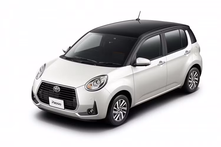 Động cơ nhỏ bé này ghép cặp với một hộp số vô cấp CVT và hệ dẫn động bánh trước. Người mua có thể lựa chọn phiên bản có hệ dẫn động AWD nếu muốn.