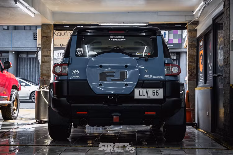 Tuy vậy, điều đó cũng không ngăn được một đơn vị nhập khẩu tư nhân tại Việt Nam nhập về với giá 3,8 tỷ đồng đầu năm nay và một hãng độ tên Atoy Customs tại Philippines đưa cái tên này danh mục đầu tư của mình.