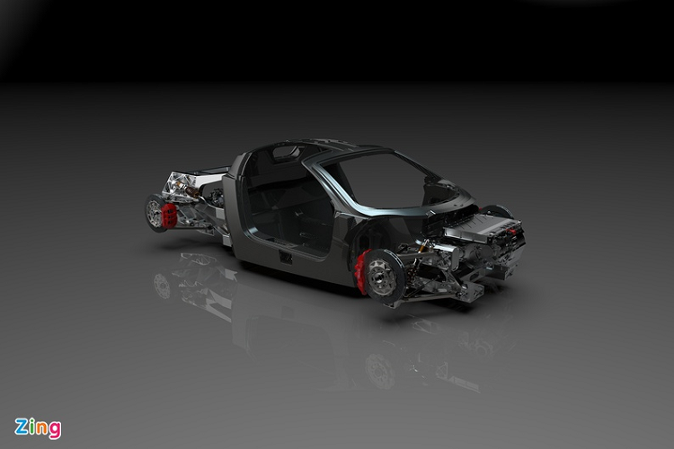 Trước mắt, hãng sẽ cho ra mắt phiên bản thử nghiệm có tên gọi Dogo 001. Theo ông Carlos Satulovsky, CEO của Elation Hypercars, tên gọi của phiên bản prototype này được lấy từ loài chó Dogo Argentino. Đây là giống chó có xuất xứ từ Nam Mỹ và nổi tiếng với vẻ đẹp và sự mạnh mẽ. Ngoại hình của xe khá tương đồng với siêu xe Hennessey Venom F5. Tuy nhiên, điểm khác biệt là siêu xe điện Freedom có thiết kế cửa kiểu cánh chim gullwing.