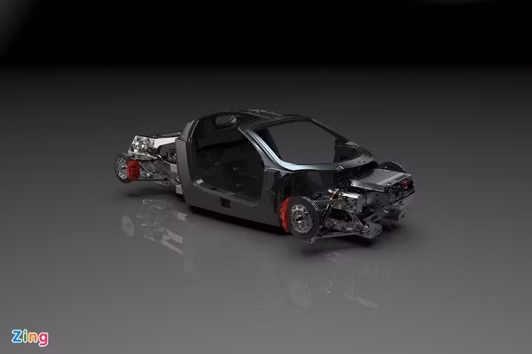 Trước mắt, hãng sẽ cho ra mắt phiên bản thử nghiệm có tên gọi Dogo 001. Theo ông Carlos Satulovsky, CEO của Elation Hypercars, tên gọi của phiên bản prototype này được lấy từ loài chó Dogo Argentino. Đây là giống chó có xuất xứ từ Nam Mỹ và nổi tiếng với vẻ đẹp và sự mạnh mẽ. Ngoại hình của xe khá tương đồng với siêu xe Hennessey Venom F5. Tuy nhiên, điểm khác biệt là siêu xe điện Freedom có thiết kế cửa kiểu cánh chim gullwing.