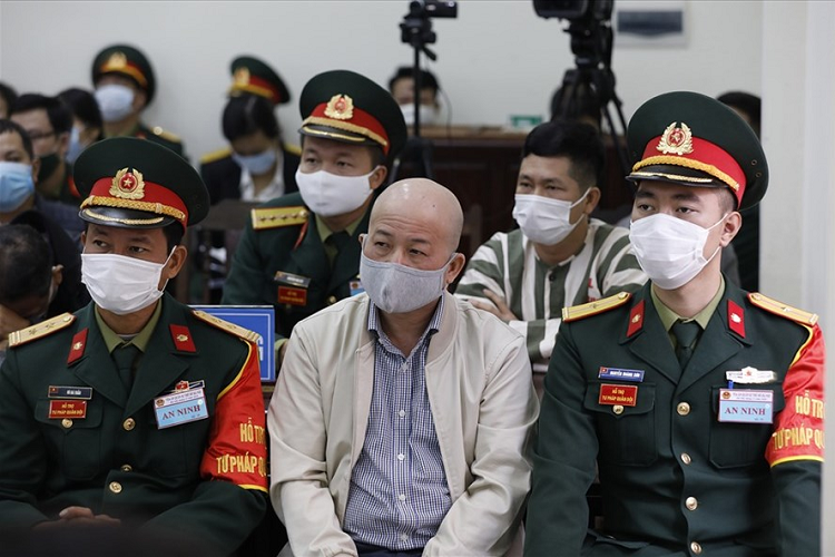 Bi cao Dinh Ngoc He keu oan, khang dinh chau gai khong co toi