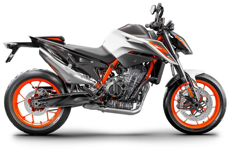 Mang trong mình triết lý "Ready To Race" của KTM, mẫu xe môtô KTM Duke 890 R 2020 có phần ghi-đông được thiết kế thấp hơn, vị trí để chân cũng được cao và lệch ra phía sau, từ đó mang tới khả năng kiểm soát chiếc xe tốt hơn cho người lái.
