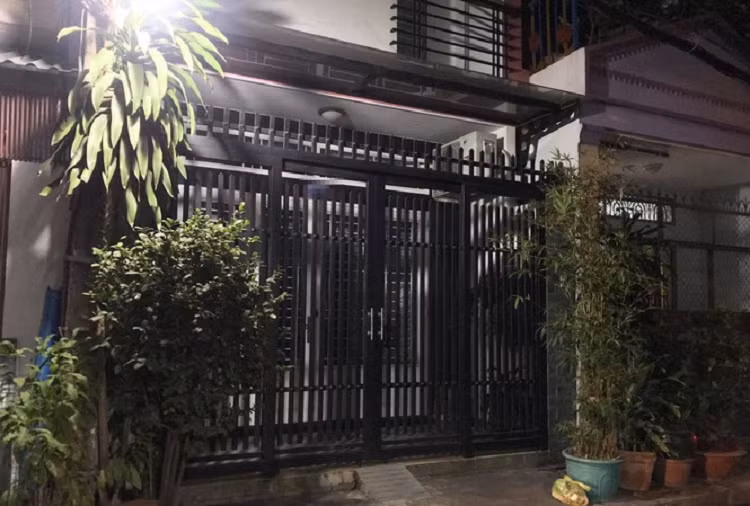 TPHCM cach ly 23 nguoi tiep xuc voi nam benh nhan mac Covid-19