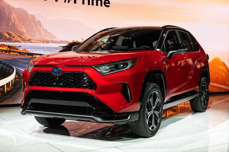 Hãng xe Nhật mmới đây đã ra mắt bản cao cấp Toyota RAV4 2021 Prime mới với hàng loạt tính năng đầu bảng nhằm thu hút giới chơi xe thượng lưu hoặc các fan hâm mộ đam mê 1 mẫu xe Toyota xa xỉ chất lừ.