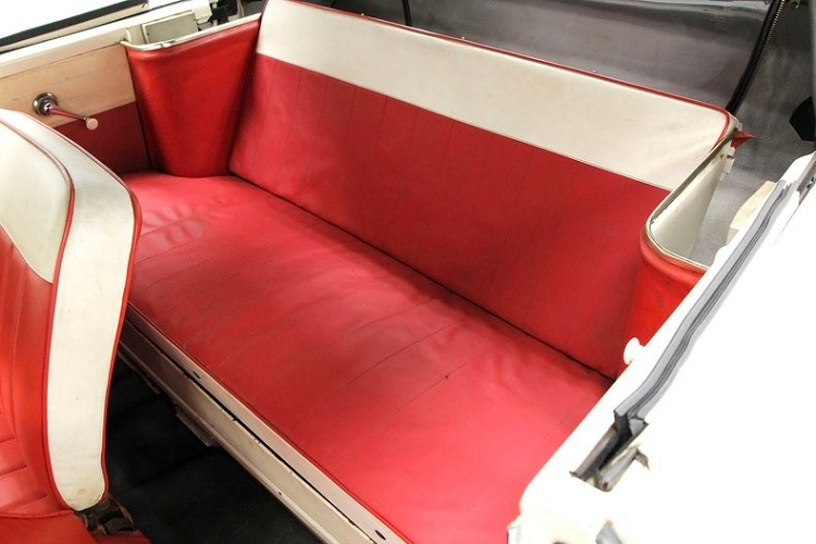 Dù sao đi nữa, đây cũng là một cơ hội hiếm để sở hữu một chiếc xe ghi dấu ấn lịch sử, và là một chiếc xe thực sự độc đáo.