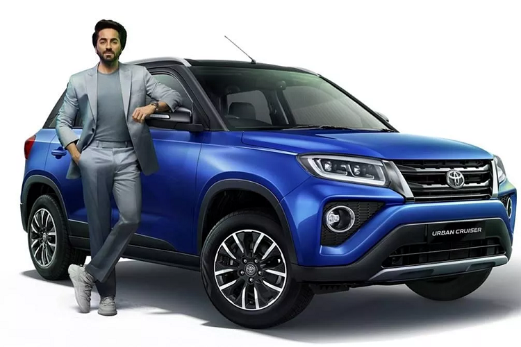  Giá xe Toyota Urban Cruiser từ 840.000 đến 1.130.000 INR (264-355 triệu đồng) tại Ấn Độ. Tại thời điểm ra mắt, xe có 3 phiên bản gồm Mid, High và Premium với 2 tùy chọn hộp số AT và MT. Tuy giá bán này khá thấp nếu so với các xe CUV đô thị tại thị trường Việt Nam (từ 600 triệu đồng) nhưng lại thuộc hàng đắt nếu so tại Ấn.