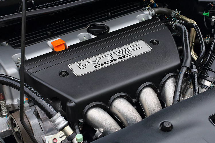 Trên thực tế, giá bán sẽ không thành vấn đề đối với người muốn mua xe, nếu như họ hiểu được tình trạng và chất lượng hiện có của xe. Chưa hết, giá rao bán còn tùy thuộc vào uy tín đã xây dựng của người bán, đây là một yếu tố quan trọng để người mua có thể yên tâm mua xe cũ.