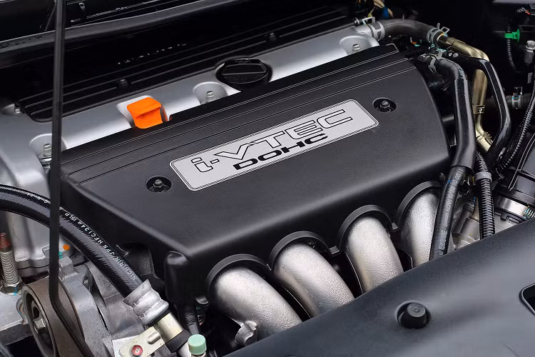 Trên thực tế, giá bán sẽ không thành vấn đề đối với người muốn mua xe, nếu như họ hiểu được tình trạng và chất lượng hiện có của xe. Chưa hết, giá rao bán còn tùy thuộc vào uy tín đã xây dựng của người bán, đây là một yếu tố quan trọng để người mua có thể yên tâm mua xe cũ.