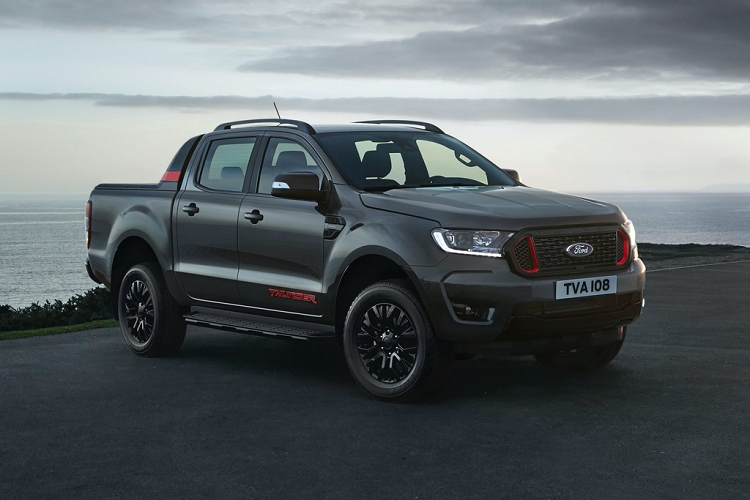 Hãng xe Mỹ vừa ra mắt một mẫu bán tải mới dành riêng cho thị trường châu Âu mang tên Ford Ranger Thunder 2020 mới. Trên thực tế, đây là phiên bản thứ 3 của dòng xe này, Thunder được giới thiệu lần đầu tiên vào năm 2003.