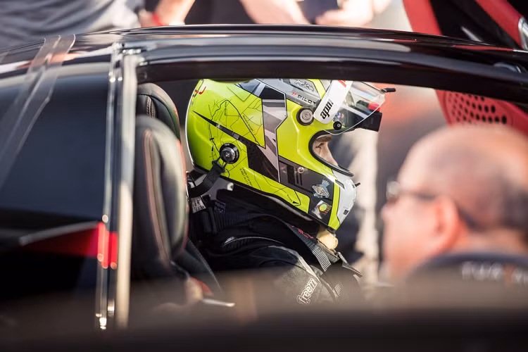 CEO Jerod Shelby của hãng siêu xe SSC chia sẻ rằng để thiết lập Kỷ lục Guinness Thế giới mới, Tuatara cần thiết lập một tốc độ trung bình trong hai lần chạy từ hai hướng đối diện, mỗi lần chạy cách nhau 1 giờ đồng hồ. 