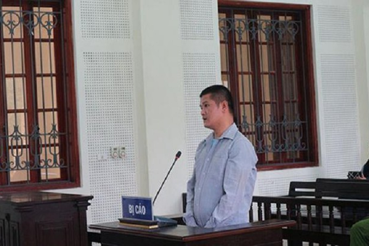 Di vay no 50 trieu dong de buon ma tuy