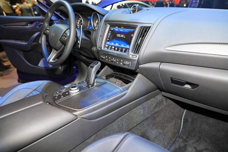 Giá xe Maserati Levante Trofeo Launch Edition hàng khủng, đầu tiên tại Việt Nam được đồn đoán trong khoảng 15 tỷ đồng