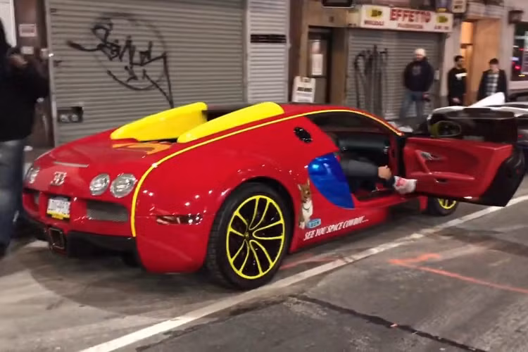 Lil Uzi Vert được biết đến với rất nhiều bản rap đình đám khác nhau, cũng như được biết đến là một người có gu trong việc phối những bộ quần áo mang đậm phong cách đường phố. Với phong cách âm nhạc cũng như ăn mặc hơi hướng tương lai, viễn tưởng, nhạc của Lil Uzi Vert đem lại cho người nghe một cảm giác mới lạ, khác biệt so với phần đông những ca sĩ hiện tại.