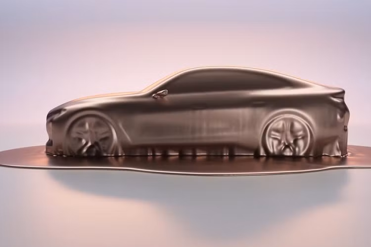 Theo nhà sản xuất ôtô nước Đức, chiếc xe này sẽ mang đến một diện mạo hoàn toàn mới, một sự năng động xuất sắc, một sự kết hợp giữa nét thiết kế thể thao hiện đại, thanh lịch và sự rộng rãi, thực dụng của một chiếc BMW Gran Coupe 4 cửa.