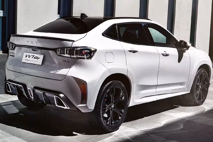 Trong khi VV7 GT tiêu chuẩn được cung cấp thêm với phiên bản hybrid thì hiện chưa có thông tin về phiên bản tương tự cho mẫu xe độ của Brabus.