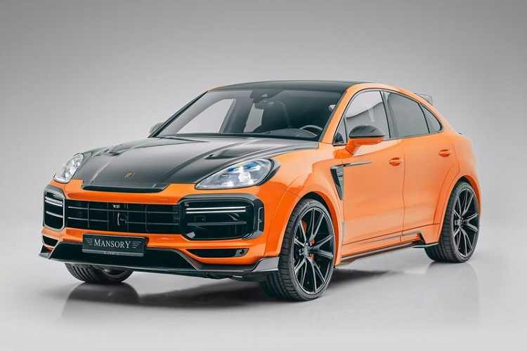 Không chỉ đơn thuần được tăng tính thẩm mỹ, Cayenne SUV và Cayenne Coupe của Mansory còn mạnh mẽ hơn nhờ hệ thống xả và ECU được thiết kế lại, giúp động cơ tăng áp kép V8 4.0L cho công suất lên tới 690 mã lực và mô-men xoắn cực đại 900Nm, tăng 148 mã lực và 130Nm so với Cayenne Turbo tiêu chuẩn.