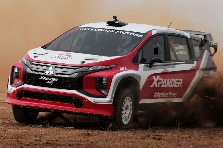 Khi nhắc về xe đua địa hình, nhiều người sẽ nghĩ về mẫu xe hatchback hoặc sedan. Mitsubishi Motors Indonesia vừa ra mắt chiếc xe đua địa hình từ nền tảng Mitsubishi Xpander thế hệ mới.
