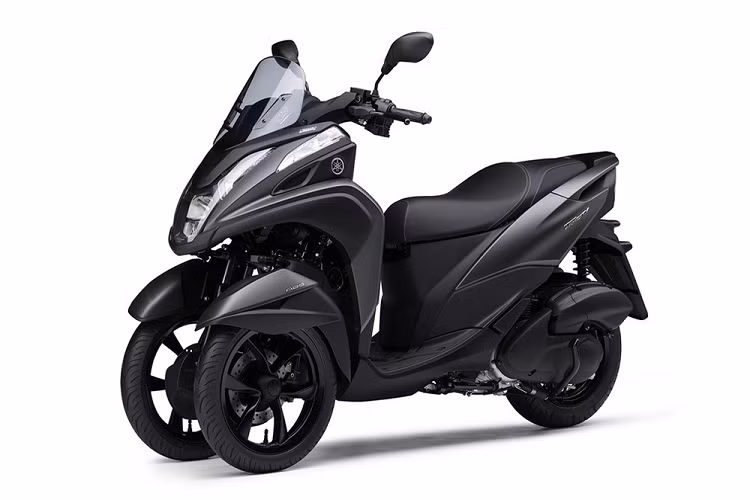 Cung cấp sức mạnh cho xe là khối động cơ xylanh đơn, SOHC, dung tích 155 cc làm mát bằng dung dịch, sản sinh công suất 14,5 mã lực tại tua máy 8.000 vòng/phút và mômen xoắn cực đại 14 Nm tại tua máy 6.000 vòng/phút.