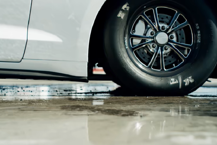 Những thông tin chi tiết của chiếc Ford Mustang Cobra Jet 1400 chạy điện sẽ được ra mắt cùng nó vào cuối năm nay, tại một sự kiện drag.