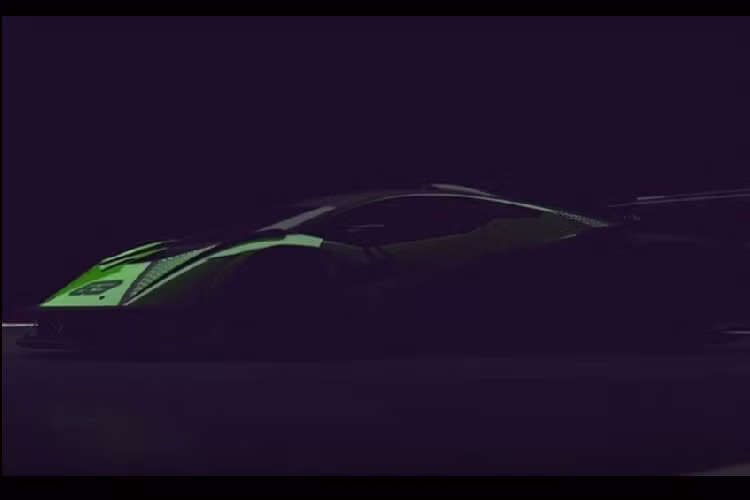 Sau chiếc xe chế tạo độc nhất cho khách hàng – SC18 Alston, điều này có thể thay đổi khi bộ phận này liên tục đưa ra những video cũng như hình ảnh và thông tin của một chiếc siêu xe đua Lamborghini mới sử dụng động cơ V12.