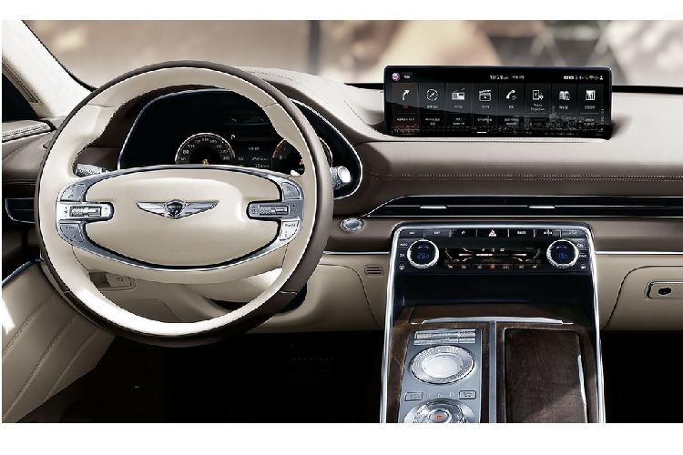 SUV mới của hãng xe Hàn được trang bị 10 túi khí tiêu chuẩn, trong đó có túi khí trung tâm cho hàng ghế trước nhằm giảm chấn thương đầu.