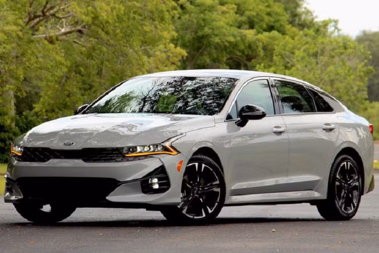 Đó là một thành tích khá tốt đối với Kia K5 2021 vì BMW 3-Series hiện tại được ca ngợi rất nhiều về khả năng xử lý lái.