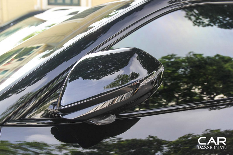 Lamborghini Urus được trang bị khối động cơ V8 tăng áp kép, dung tích 4.0 lít. Công suất cực đại mà động cơ này đạt được là 650 mã lực và mô-men xoắn cực đại 850 Nm. 