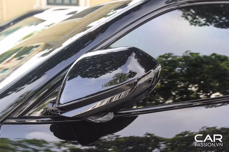 Lamborghini Urus được trang bị khối động cơ V8 tăng áp kép, dung tích 4.0 lít. Công suất cực đại mà động cơ này đạt được là 650 mã lực và mô-men xoắn cực đại 850 Nm. 