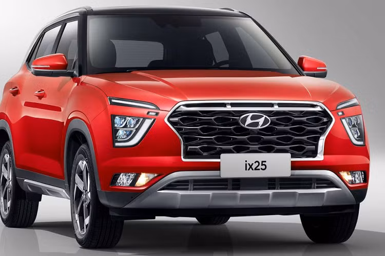 Vẫn chưa có thông tin gì về cabin, nhưng ghế bọc cao cấp được mong đợi, bao gồm vô lăng đa chức năng bọc da, hệ thống thông tin giải trí màn hình cảm ứng 10,25 inch, cửa sổ trời toàn cảnh và điều khiển khí hậu tự động hai vùng.