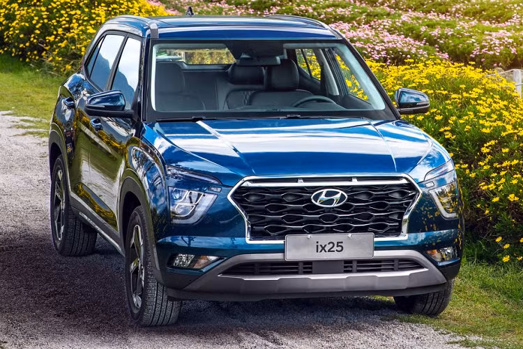 Mới đây, Hyundai Ấn Độ đã "nhá hàng" Creta hoàn toàn mới dự kiến sẽ ra mắt tại Auto Expo 2020 vào ngày 6/2 tới. Trước đó, một số hình ảnh ngoại thất của xe cũng đã được hãng xe Hàn tiết lộ thế nhưng bên trong xe thay đổi như thế nào hiện vẫn đang là bí ẩn. Tại đây, Hyundai Creta 2021 mới được gọi với tên mã IX25.