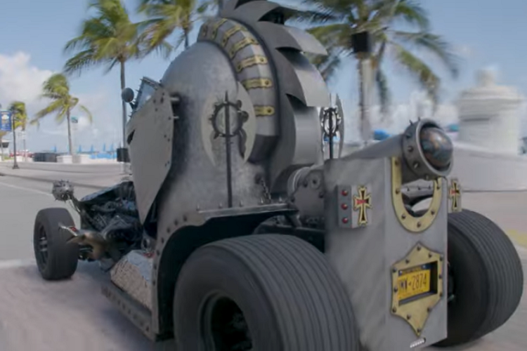 Nếu bạn có đang thắc mắc một chiếc hot rod điên rồ thế này sẽ có chi phí bao nhiêu, Bohata dự tính rằng riêng phần kim loại làm nên xe đã tốn khoảng 80.000 USD (tương đương 1,85 tỷ đồng) và tổng thể giá xe Medieval One khoảng 200.000 USD (tương đương 4,6 tỷ đồng).