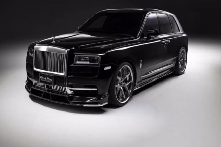 Rolls-Royce Cullinan lot bo mac sang, ham ho hon nho Black Bison