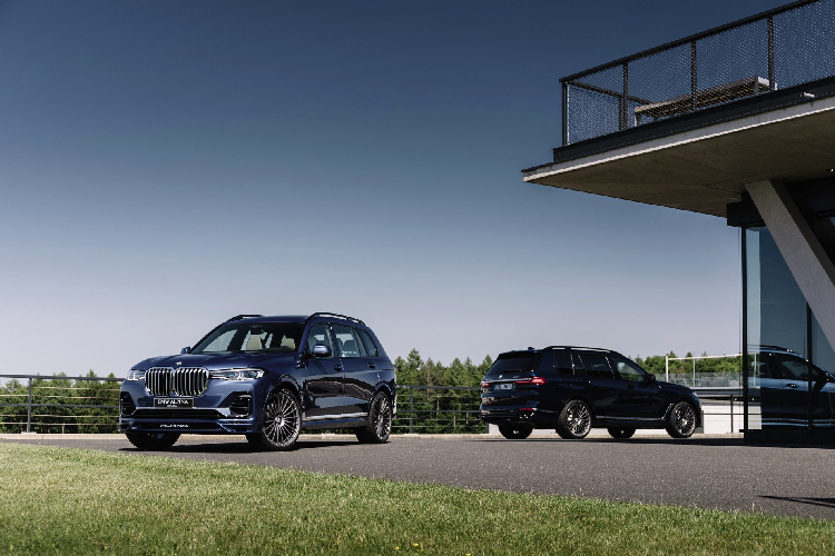 Alpina là hãng độ nổi tiếng với việc tạo ra những phiên bản hiệu năng cao cho xe BMW. Trong số đó, Alpina XB7 hạng sang đang là model đình đám nhất khi được phát triển từ dòng SUV BMW X7.