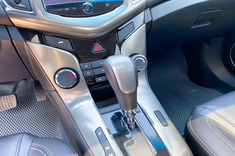 Nhìn chung, đây là một lựa chọn dành cho người dùng đang cần một chiếc sedan hạng C để phục vụ cho gia đình, thay vì chạy dịch vụ.