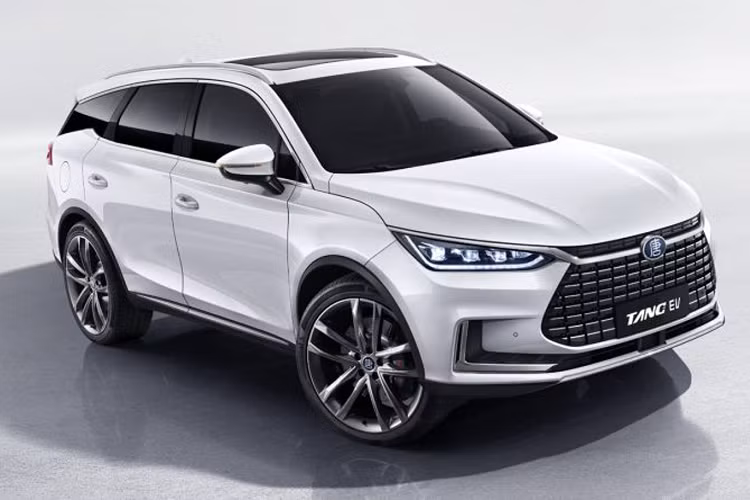 Xe dien BYD Tang EV600 tu 872 trieu dong sap den Chau Au