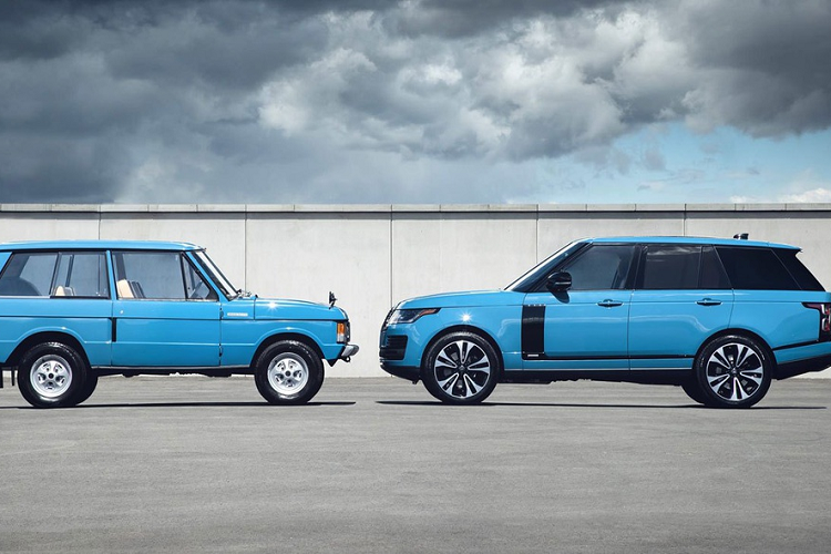 Phiên bản đặc biệt này được trang bị khối động cơ plug-in hybrid P400e, gồm động cơ xăng Ingenium 4 xy-lanh, cho công suất 300 mã lực, kết hợp với mô-tơ điện 116 mã lực. Bộ pin lithium-ion có công suất 13,1 kWh. Tổng công suất của xe đạt 404 mã lực, mô-men xoắn 640 Nm. Mức giá xe Range Rover Fifty tại Thái Lan là 334.000 USD (khoảng 7,74 tỷ đồng).