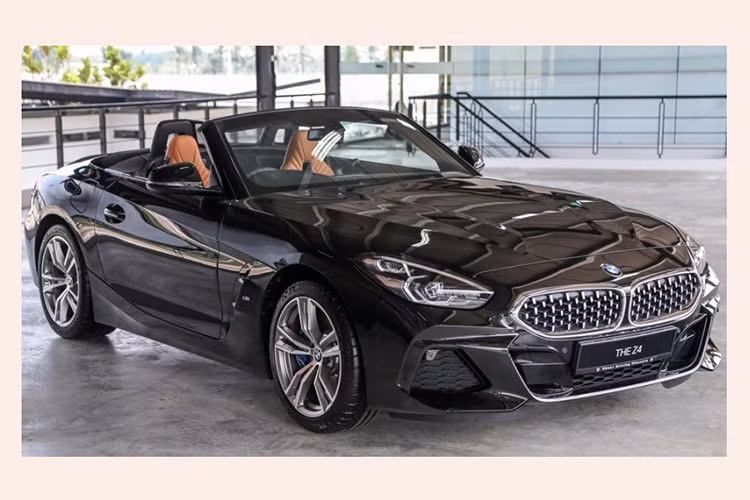 Ban trai Hoa hau Huong Giang - Matt Liu tau BMW Z4 hon 3,3 ty-Hinh-3