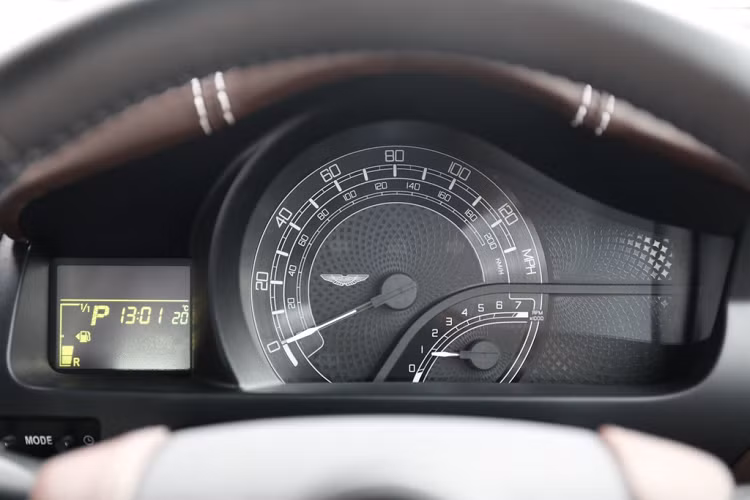 Cung cấp sức mạnh cho Cygnet là động cơ xăng I4 1.3L, công suất tối đa 97 mã lực. Xe sử dụng hộp số vô cấp CVT và hệ dẫn động cầu trước.