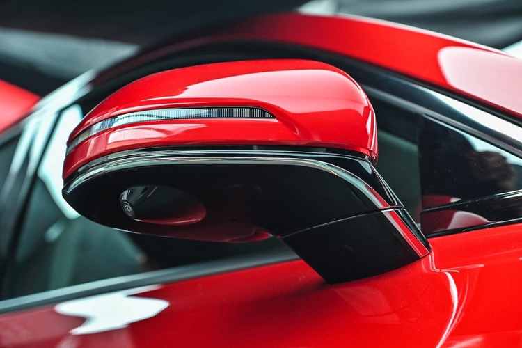 Hiện vẫn chưa có hình ảnh và thông tin về nội thất của Bestune B70. Chỉ biết rằng, xe có thể sẽ dùng động cơ xăng 4 xi-lanh, tăng áp, dung tích 1,5 lít, tạo ra công suất tối đa 169 mã lực. Sức mạnh được truyền tới bánh thông qua hộp số sàn hoặc tự động 6 cấp.