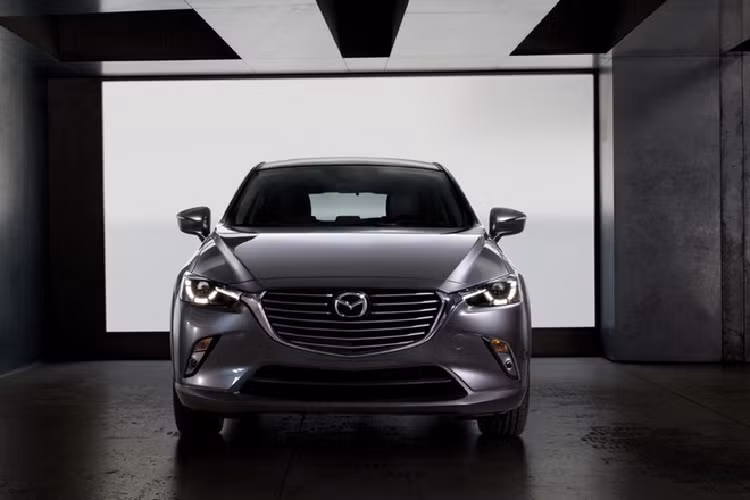 Mazda gần đây đã ra mắt chiếc crossover cỡ nhỏ CX-30, nằm trên CX-3 và nhỏ hơn CX-5. Với hai mẫu crossover cỡ nhỏ trong dòng sản phẩm chính, Mazda CX-3 2020 mới đã được nâng cấp để không tỏ ra kém cạnh trước đàn anh CX-30.