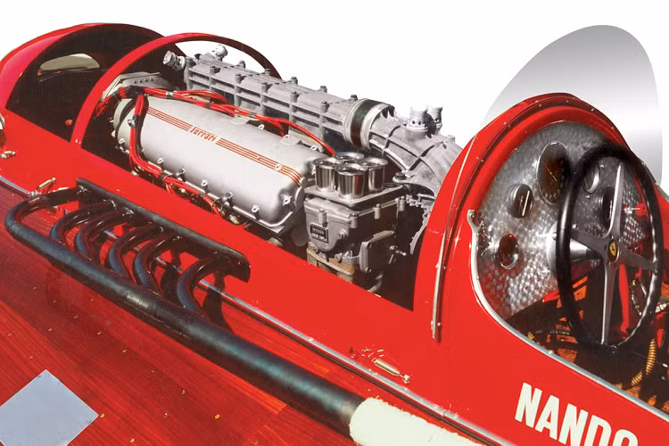 Sau đó, chiếc Ferrari Arno XI được "giải nghệ". Những năm gần đây, chiếc thuyền cao tốc này được phục chế về trạng thái ban đầu bởi bộ phận Ferrari Classiche.