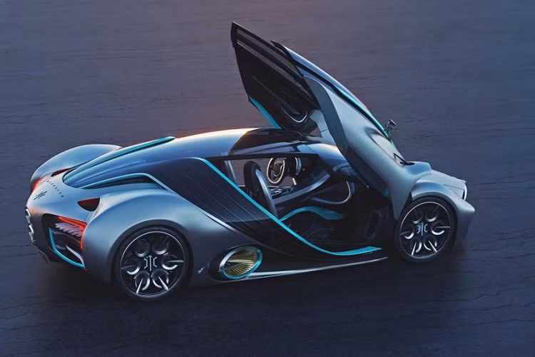 Hệ thống pin năng lượng hydro của XP-1 sẽ truyền động năng tới cả 4 bánh thông qua những mô tơ mạnh mẽ và một hộp số 3 cấp. Nhờ có khả năng cung cấp động năng tức khắc và cấu trúc trọng lượng nhẹ, siêu xe XP-1 sẽ có thể gia tốc từ 0-100 km/h trong vòng chưa tới 2,2 giây và tốc độ tối đa 354 km/h. Hyperion cũng khẳng định XP-1 có khả năng gia tốc, phanh, xử lý tốt hơn, và hệ truyền động tiết kiệm hơn nhờ không lắp các cụm pin nặng nề. Hơn nữa vì hệ thống trữ hydro không bị ảnh hưởng bởi nhiệt độ khắc nghiệt, XP-1 sẽ “cung cấp hiệu suất tối đa trong các phiên lái xe kéo dài một cách đáng tin cậy.”