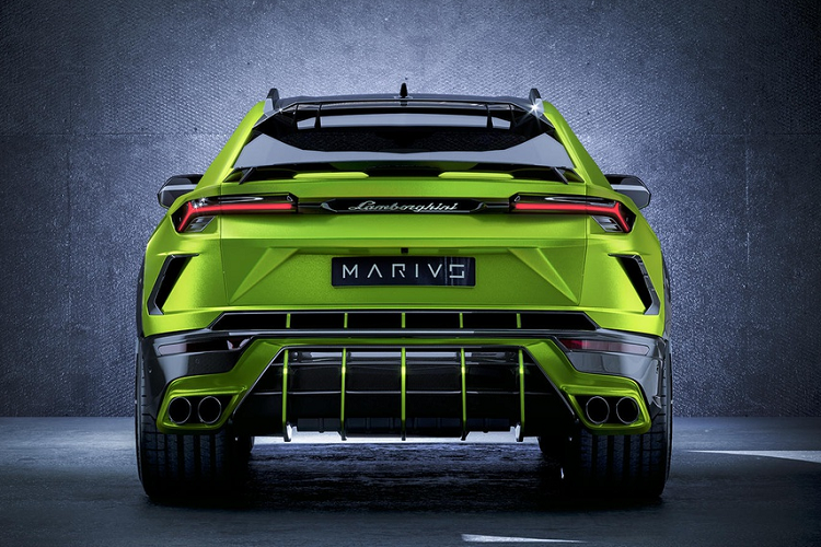 Phần lớn chi tiết độ được làm từ sợi carbon. Riêng cản trước và cản sau được làm từ carbon và zylon. Zylon là vật liệu bền bỉ hơn Kevlar và thường đường sử dụng trên các mẫu xe đua Công thức 1.