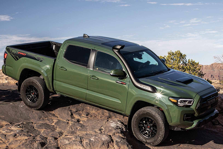 Đại dịch Covid-19 dù chưa có dấu hiệu hạ nhiệt tính cho đến thời điểm hiện tại, nhưng xem ra sức mua của người tiêu dùng ở phân khúc xe bán tải tại thị trường Mỹ vẫn còn khá lớn. Bằng chứng là mẫu xe bán tải Ford Ranger vẫn tiếp tục thống trị bảng xếp hạng doanh số, vượt qua cả Chevrolet và Ram, ngay cả trước khi F-150 thế hệ mới ra mắt.