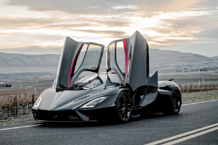 Theo SSC, hãng sẽ chỉ sản xuất đúng 100 xe. Giá xe SSC Tuatara 2021 sẽ cao hơn 2 triệu đô-la. Xe sẽ được sản xuất tại nhà máy mới của SSC đặt tại West Riceland, bang Washington và chiếc SSC Tuatara đầu tiên sẽ được giao đến tay khách hàng ngay trong Quý III năm nay.
