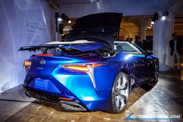 Tất nhiên, mức giá này sẽ phụ thuộc vào mức độ trang bị của xe. Lexus LC 500 2020 Convertible sẽ có mặt tại showroom ở Manila, Philippines vào tháng 7/2020.