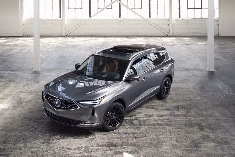 Hệ thống treo trước sử dụng loại tay đòn kép thay cho kiểu MacPherson trên đời cũ. Theo Acura, hệ thống treo mới giúp chiếc SUV có khả năng xử lý tốt hơn và vận hành êm ái. Ở phía sau vẫn là hệ thống treo đa liên kết. Nền tảng mới giúp tăng độ cứng của thân xe thêm 41%, độ vặn xoắn cải thiện 7%. Hiệu quả chống ồn cũng tăng lên.