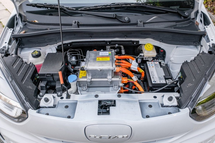 Giá xe Clever mới khởi điểm từ 46.000 nhân dân tệ và kết thúc ở 51.000 nhân dân tệ (tương đương 156 – 173 triệu đồng).