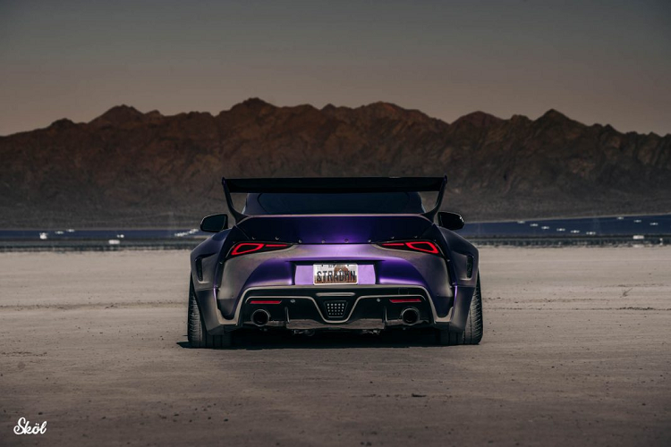 TheStradman là một Youtuber nổi tiếng trong giới Vlog về xe. Anh hiện đang sống tại Utah, Hoa Kỳ và sở hữu bộ sưu tập xe thể thao, siêu xe mà nhiều người mơ ước. Những chiếc xe hiện tại có mặt trong bộ sưu taaji của YouTuber này là Lamborghini Aventador LP700-4, Lamborghini Gallardo, Toyota Supra, Jeep Gladiator, Ferrari F430 Challenge và Ford Focus RS.