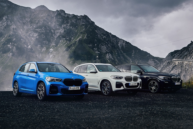 Cách đây 2 tháng, BMW đã mở rộng dòng sản phẩm của X3 với phiên bản plug-in hybrid. Hôm qua (1/1), mức giá của mẫu xe này được hé lộ. Theo báo cáo của trang Cars Direct, BMW X3 xDrive30e 2020 mới sẽ có giá từ 49.545 USD.